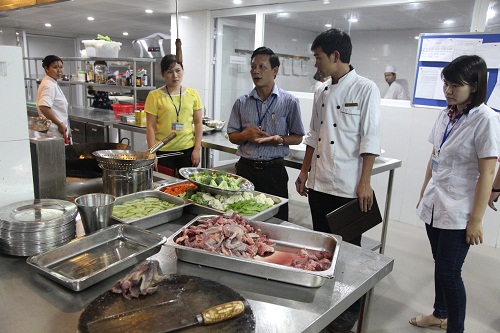 Bảo đảm an toàn thực phẩm phục vụ cuộc thi sáng tạo Robot Việt Nam  lần thứ XV năm 2016 tại Ninh Bình”  năm 2014