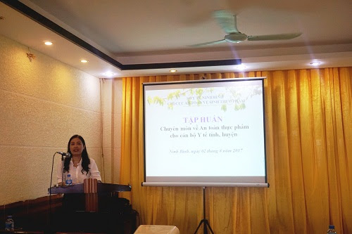 Tập huấn nâng cao năng lực chuyên môn về ATTP cho cán bộ y tế tuyến tỉnh, huyện tỉnh Ninh Bình năm 2017”  năm 2014
